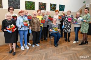 Seniorzy wzięli udział w warsztatach florystycznych