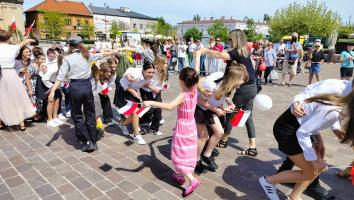 Tomaszów świętował Dzień Flagi 