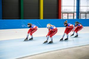 Mistrzostwa Polski w łyżwiarstwie szybkim. Medale dla tomaszowian  [ZDJĘCIA]