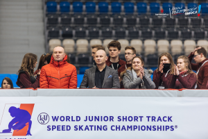 Koreańczycy zdominowali Mistrzostwa Świata Juniorów w Arenie Lodowej [ZDJĘCIA]