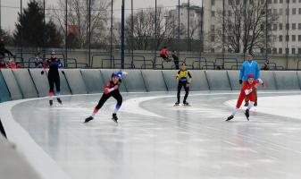 Udany weekend dla młodych łyżwiarzy z IUKS „Dziewiątka”