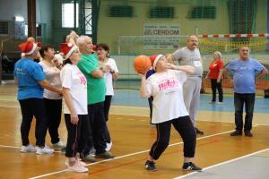 Sportowe mikołajki seniorów